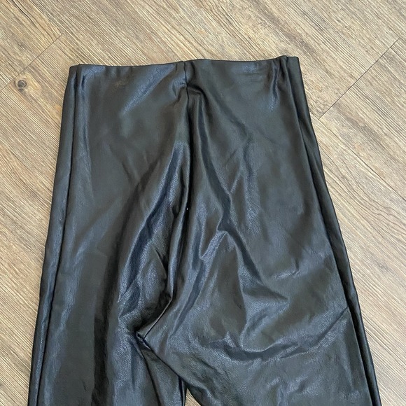 Commando Faux Leather Cropped Black Bootcut Pants Size Medium M - Picture 7 of 8